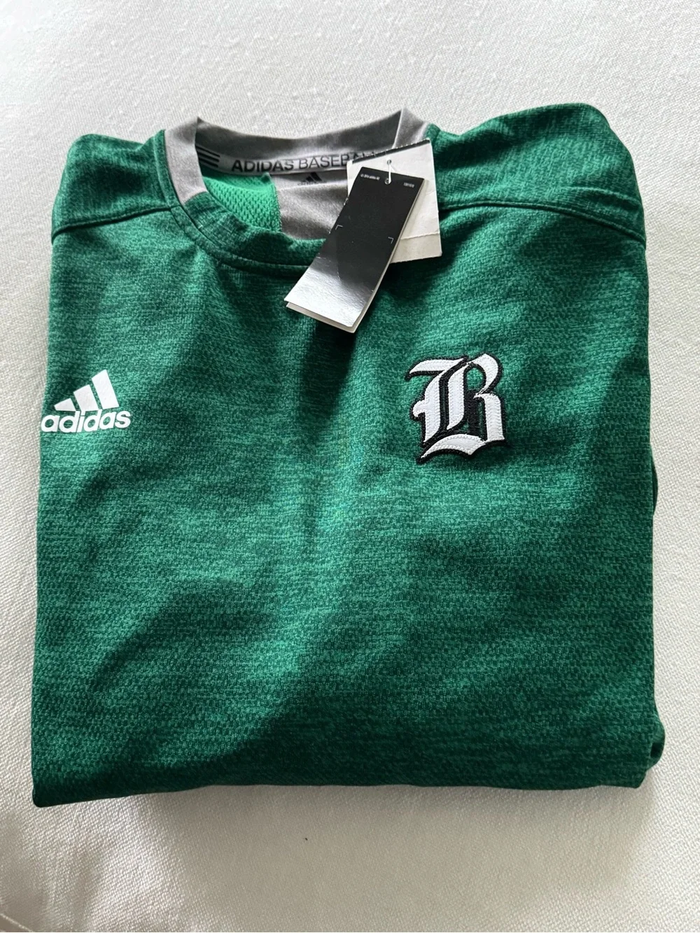 ND adidas men’s baseball crewneck NWT